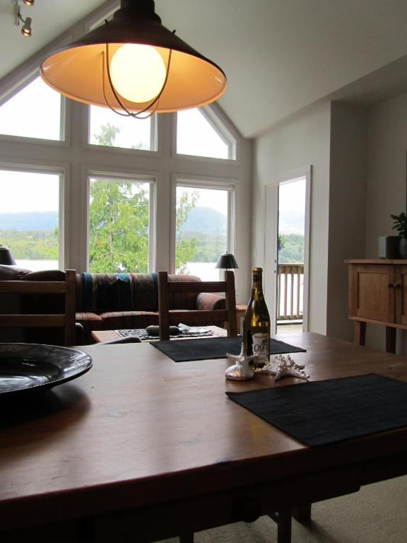 203 At Water's Edge Apartment *