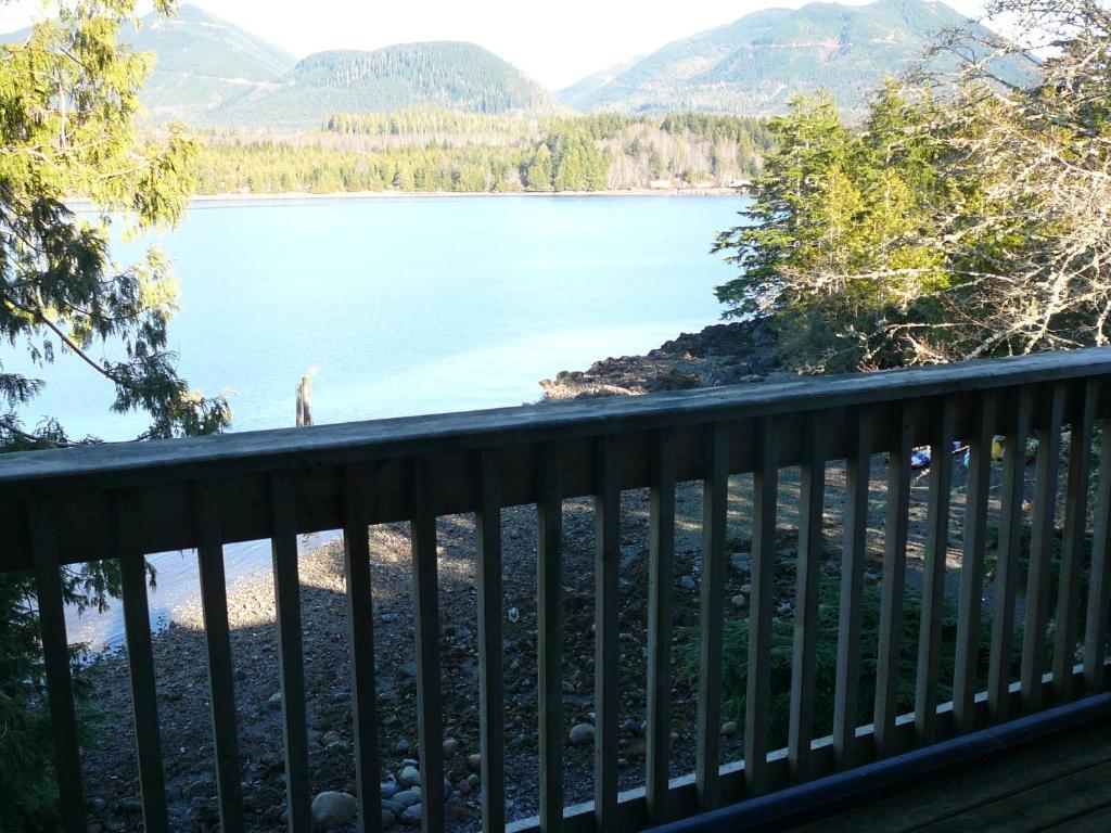 Apartment 203 At Water's Edge Ucluelet