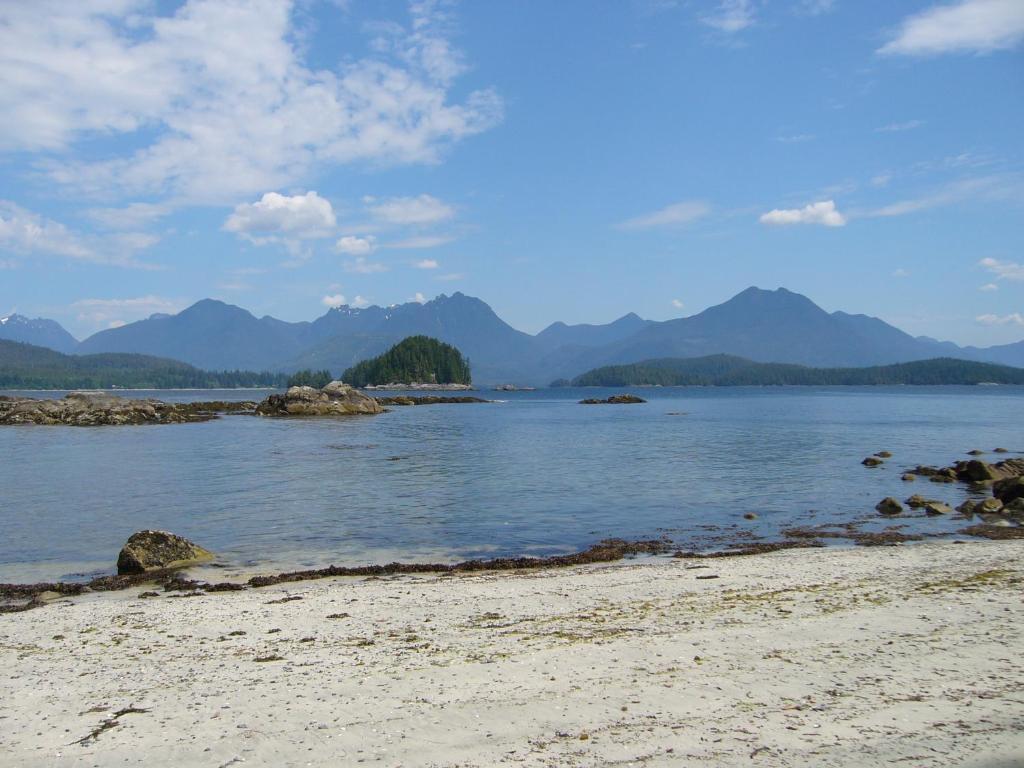 Apartment 203 At Water's Edge Ucluelet